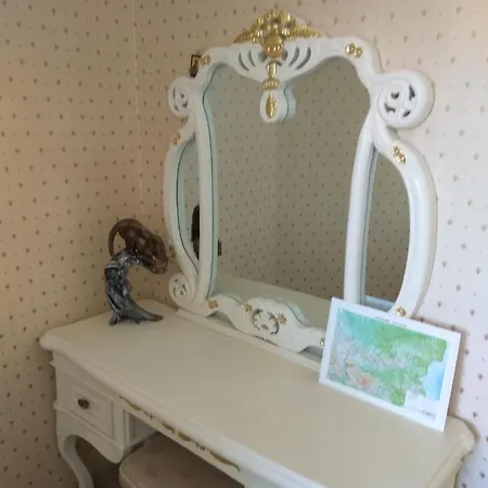 талиана курорта Apartman Elenite